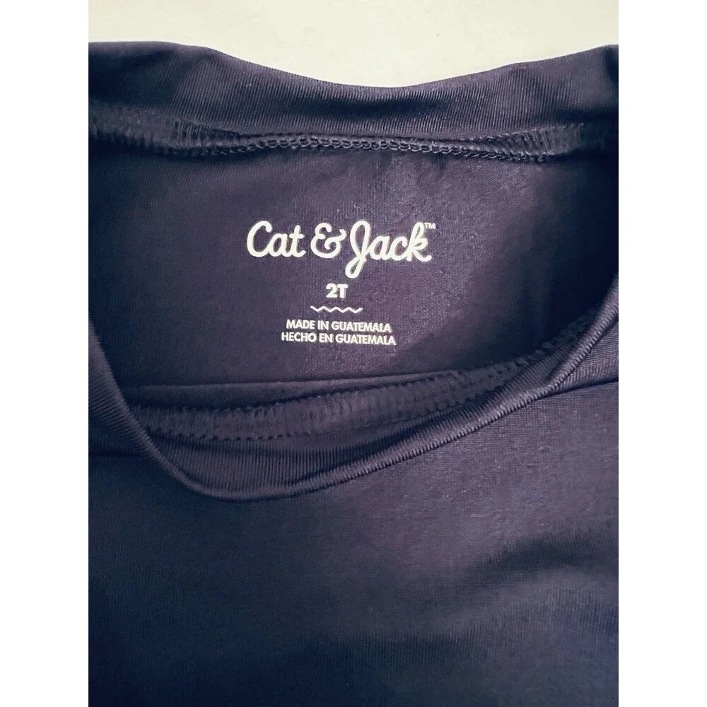 Cat & Jack 2T Navy Solid Long Sleeve Swim Rash Guard Swim Shirt, Unisex Toddler